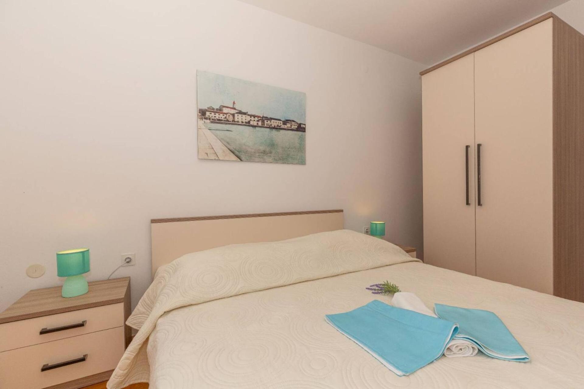 Three Bedroom Apartment In Biograd Biograd Na Moru Esterno foto