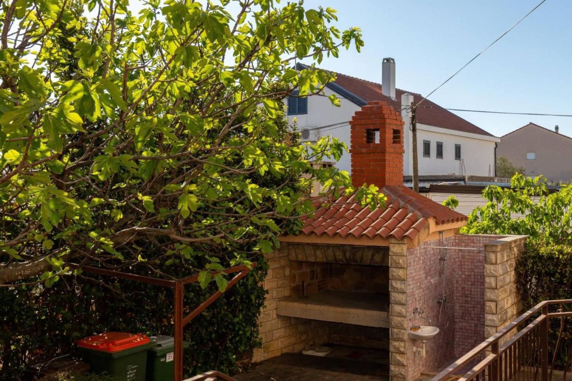 Three Bedroom Apartment In Biograd Biograd Na Moru Esterno foto