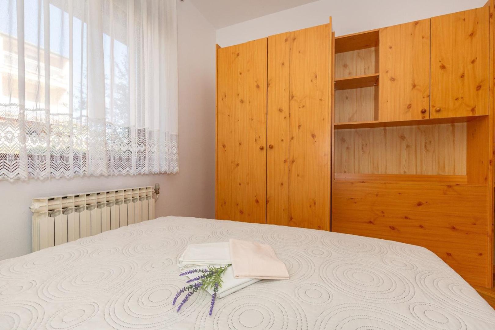Three Bedroom Apartment In Biograd Biograd Na Moru Esterno foto