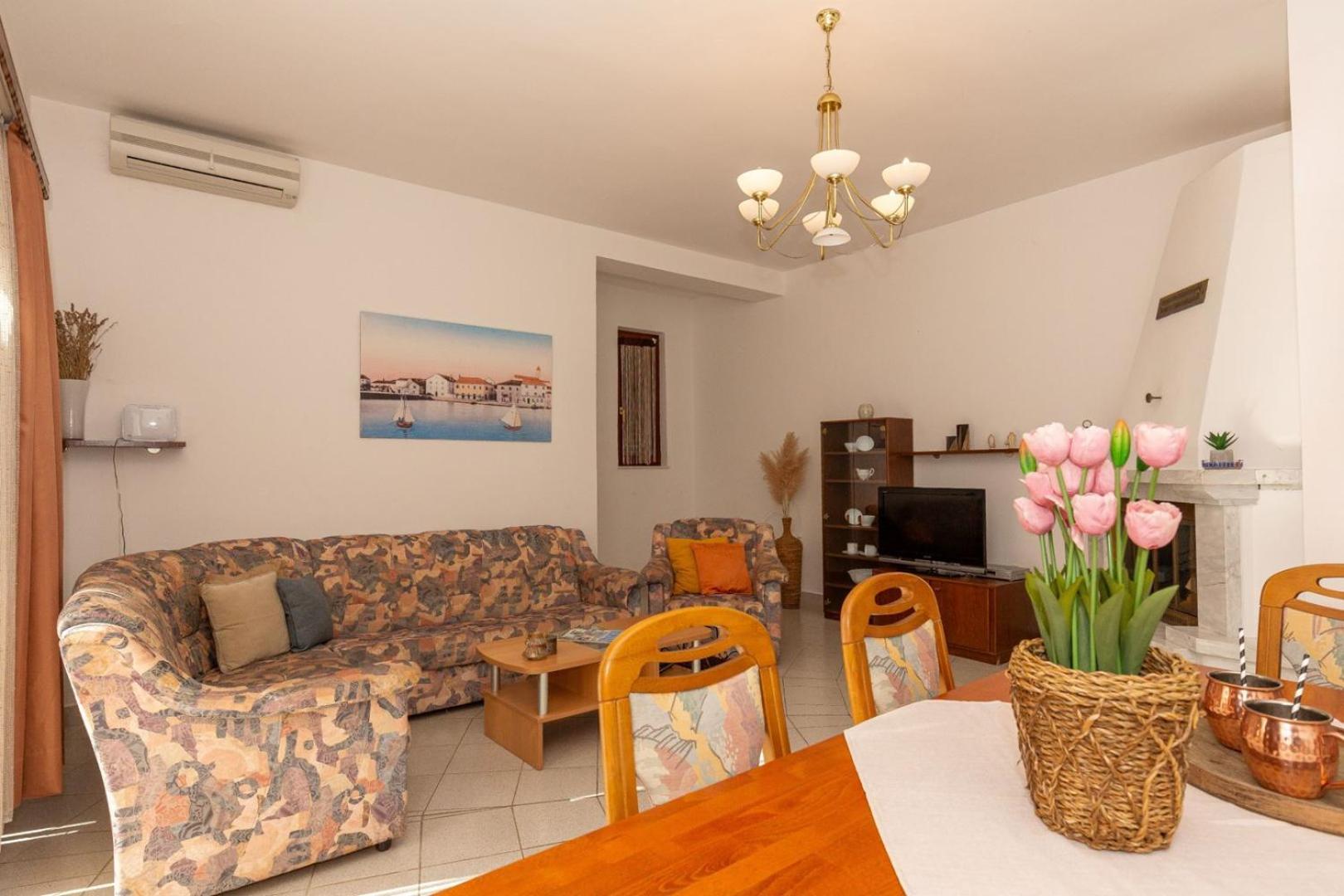 Three Bedroom Apartment In Biograd Biograd Na Moru Esterno foto