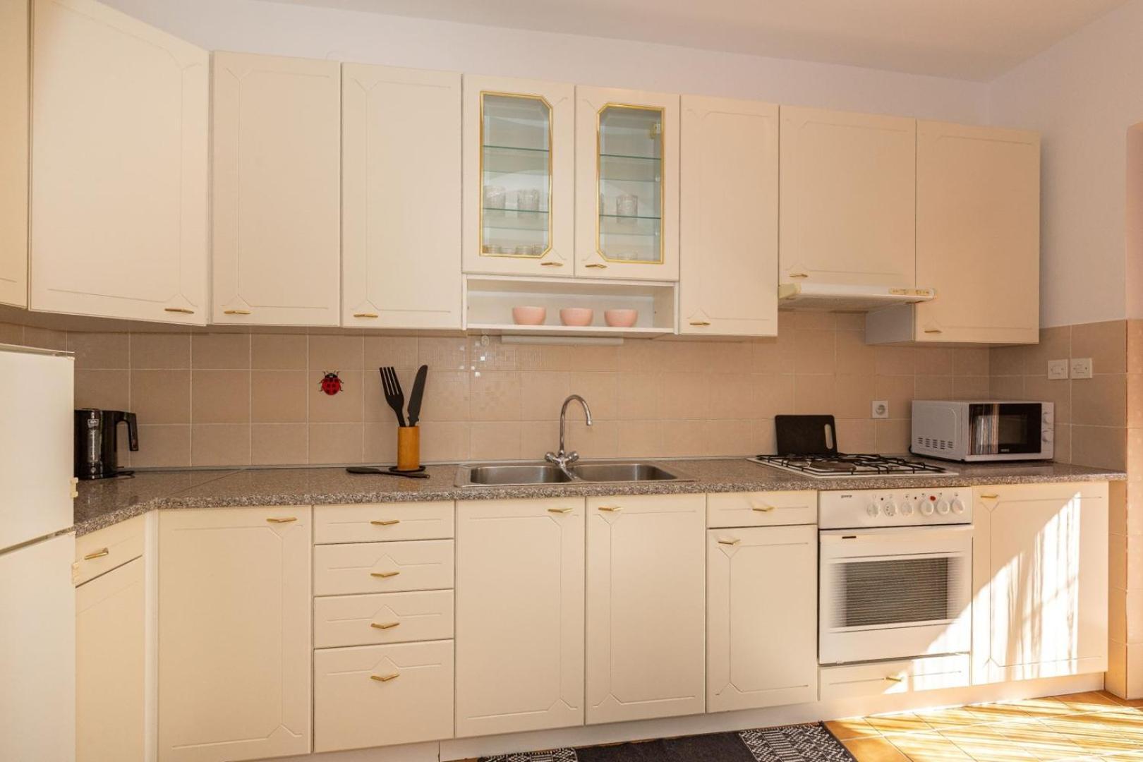 Three Bedroom Apartment In Biograd Biograd Na Moru Esterno foto