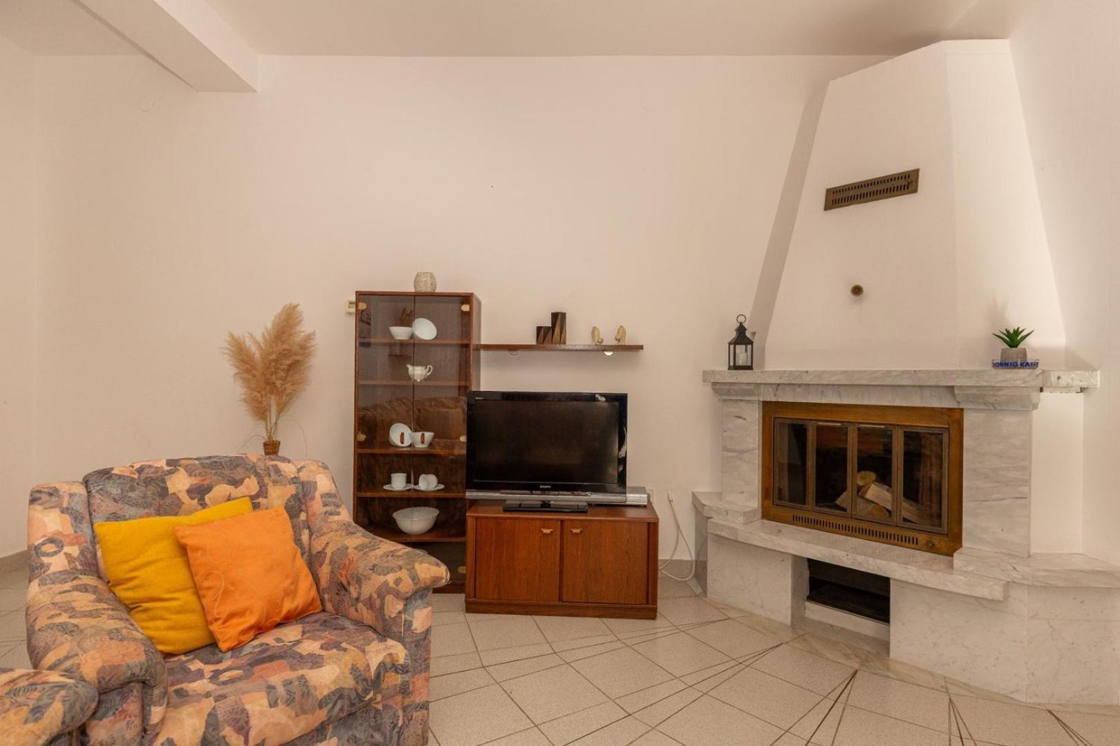 Three Bedroom Apartment In Biograd Biograd Na Moru Esterno foto